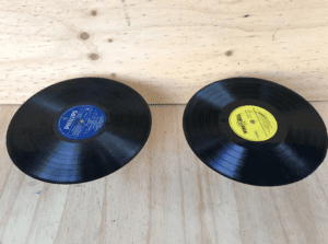 record cake stand (1)