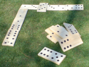 giant dominoes